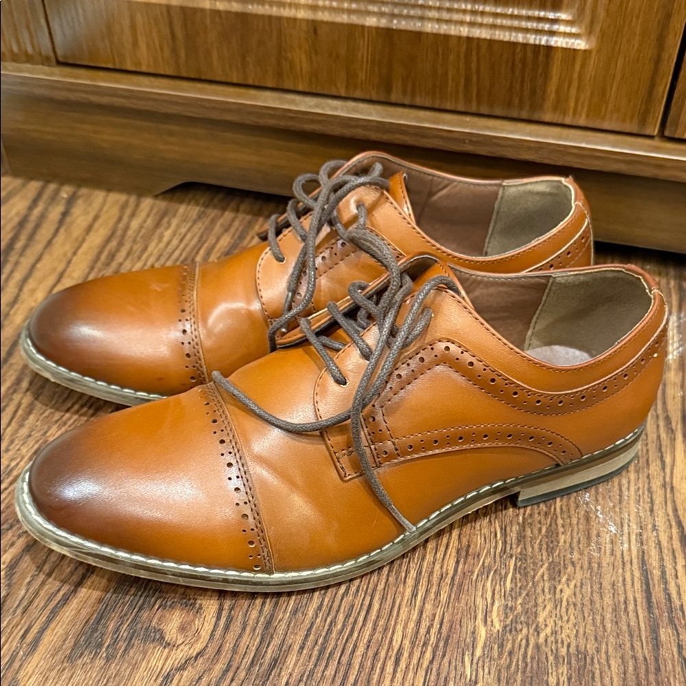 Stacy Adams Boys Tan Leather Cap-Toe Dress Shoes